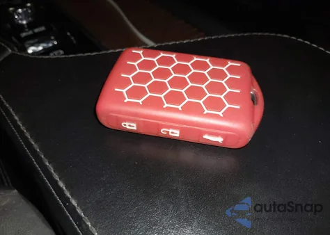 2018 Volvo S90 T6 Inscription из США, поврежденный, VIN LVY992ML0JP018691